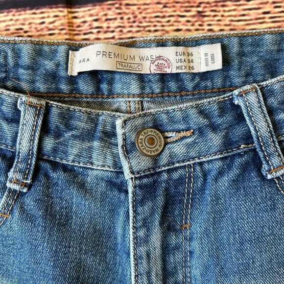 Zara Premium Trafaluc‎ Denim Jeans Shorts Womens Size 4 Blue - Picture 3 of 9